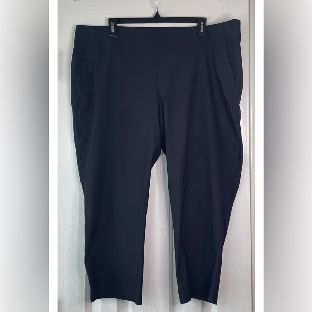 Simply Vera Vera Wang Black Capri Pants Size PXXL